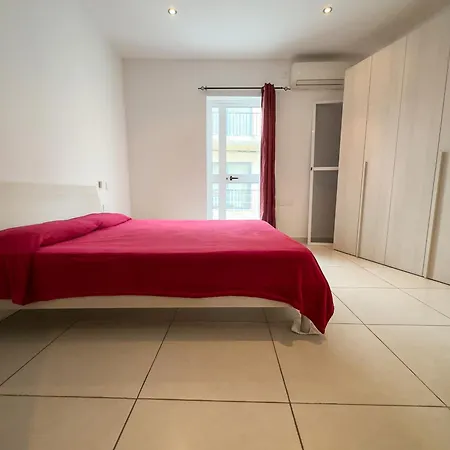 Apartmán Two Bedroom Close To Promenade Sliema